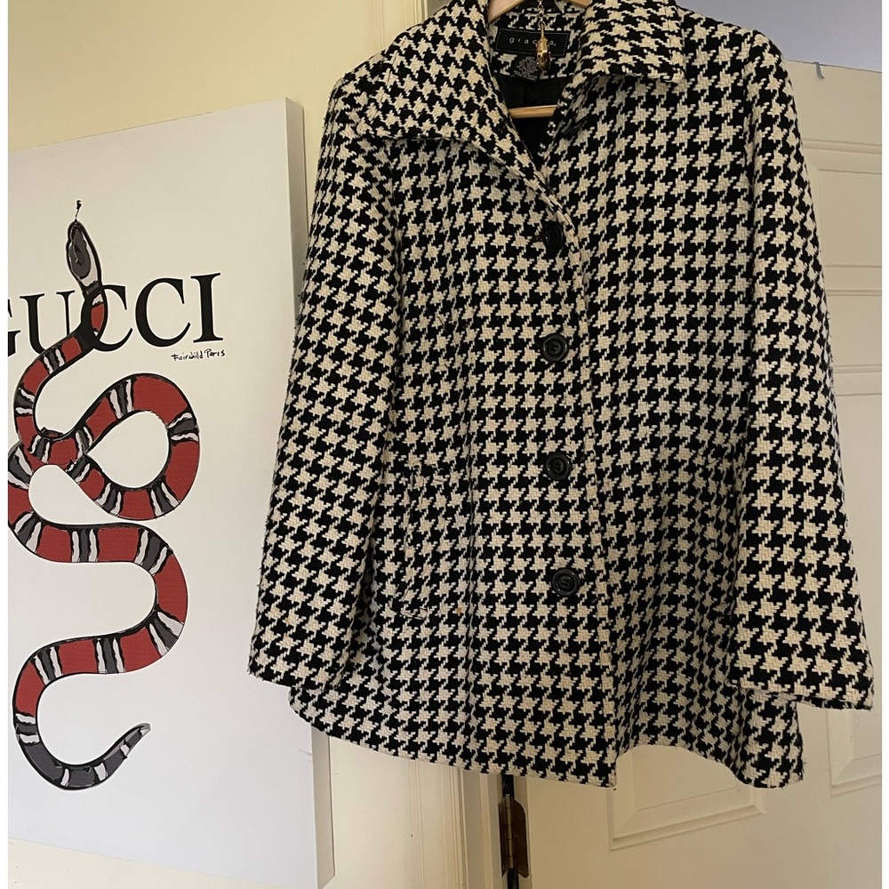 Woman’s coat size medium